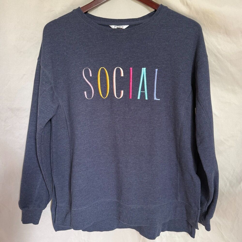 Wildfox sweatshirt womens M navy social statement crewneck pullover cozy lounge